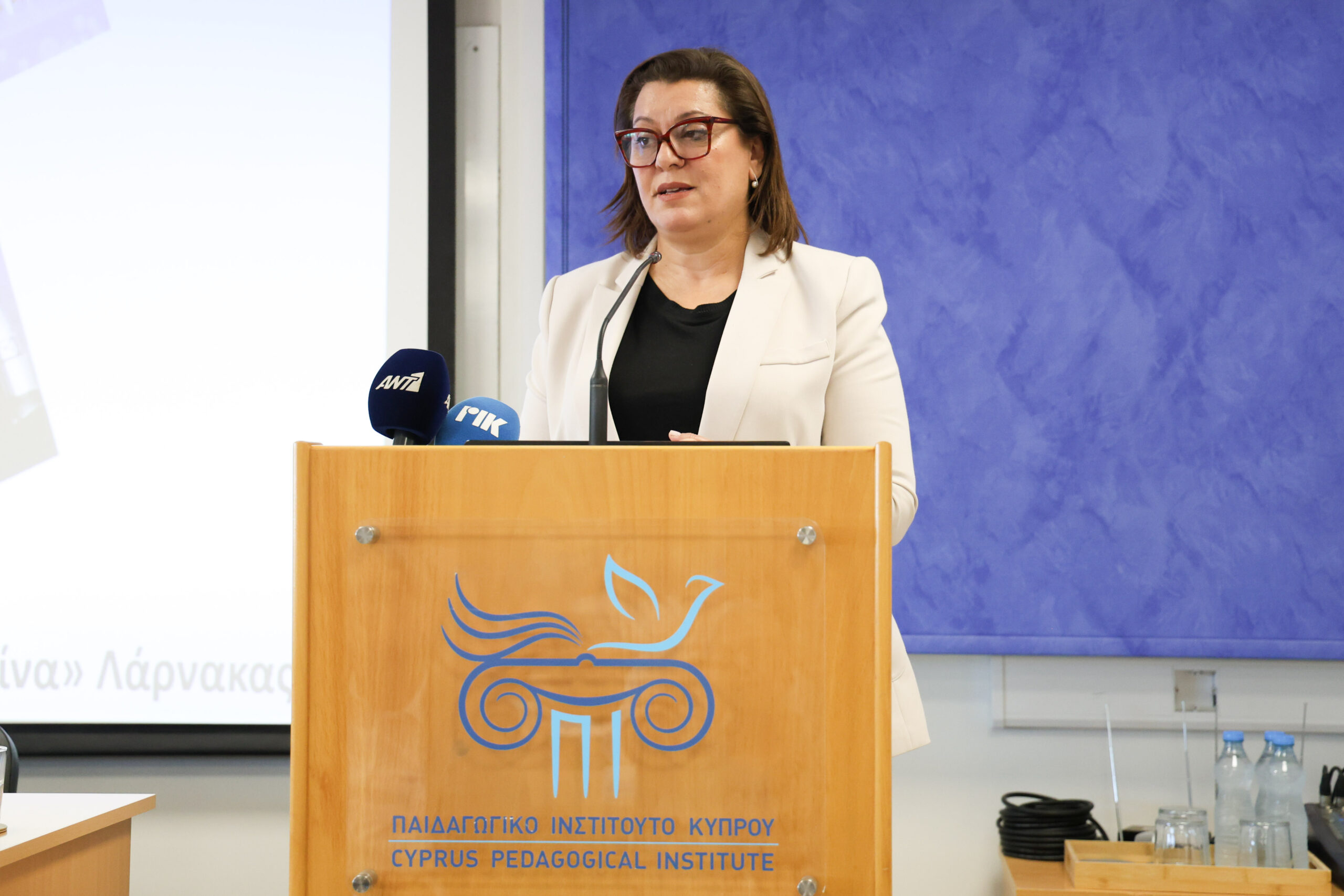 Teacher evaluation — New Teacher Evaluation Bill Estimated to Cost €12.5 Million
